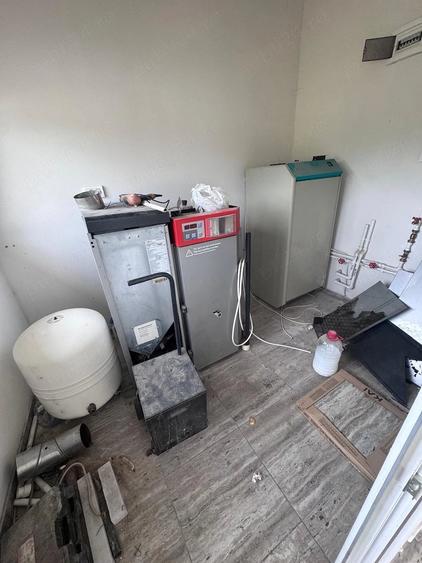 Casă cu Teren 1125 Mp în Amărăști