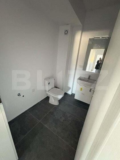 Apartament cu 3 camere decomandat în Centura