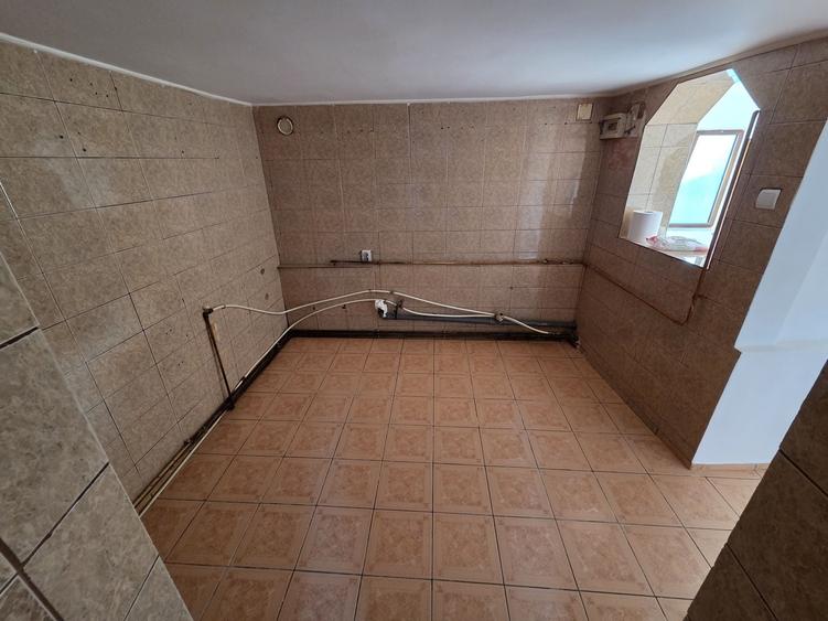 Casă cu 3 camere în Holboca