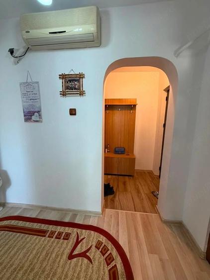 Apartament cu 2 camere decomandat în Obor