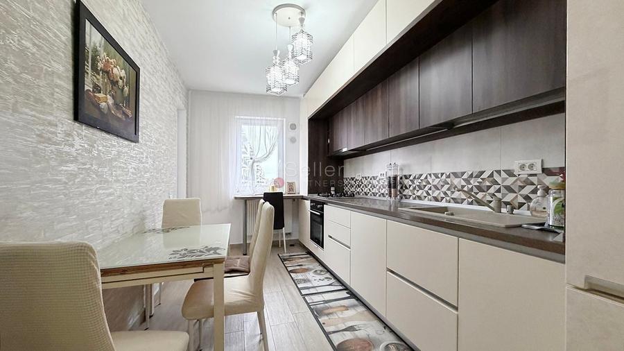 Apartament cu 2 camere decomandat, mobilat în Tractorul