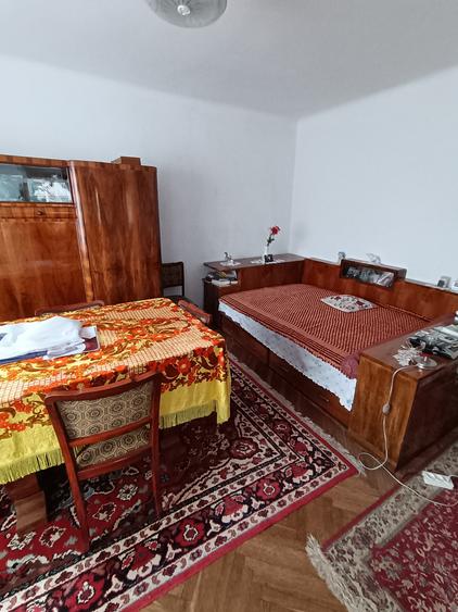 Casă individuală cu 5 camere cu Teren 150 Mp în Cantacuzino