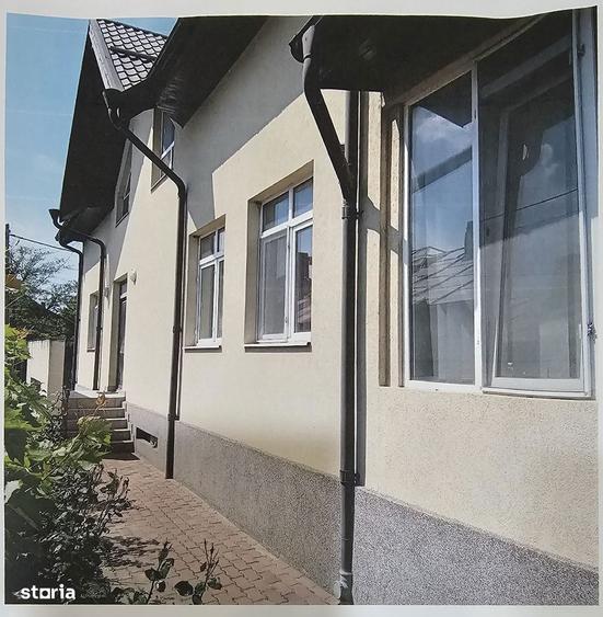 Casă cu 4 camere cu Teren 394 Mp în Central