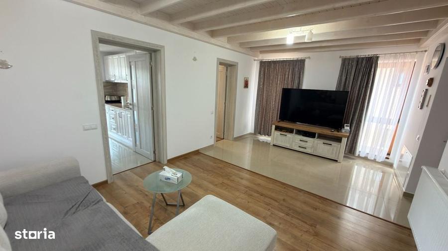 Apartament cu 2 camere semidecomandat în Sud