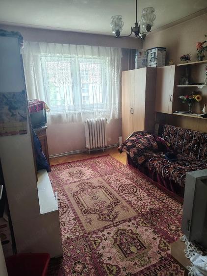 Apartament cu 2 camere nedecomandat în Central