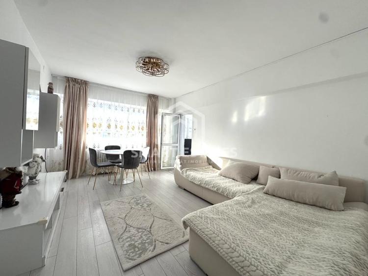 Apartament cu 3 camere decomandat, mobilat în Colentina