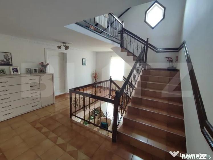 Casă cu 1 camere cu Teren 2000 Mp în Rădăuți