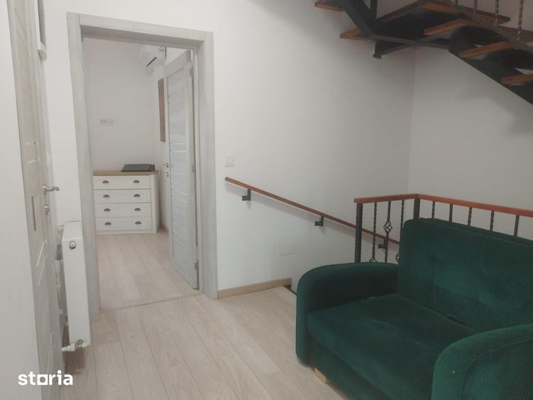 Casă cu 3 camere cu Teren 200 Mp în Central
