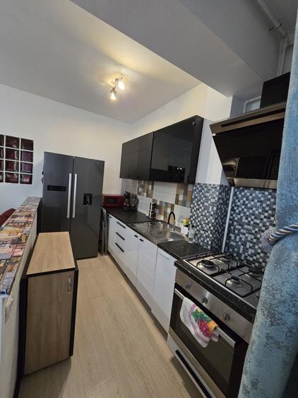 Apartament cu 2 camere semidecomandat, mobilat în Energia