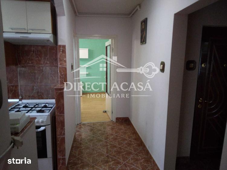 Apartament cu 3 camere în Tudor Vladimirescu