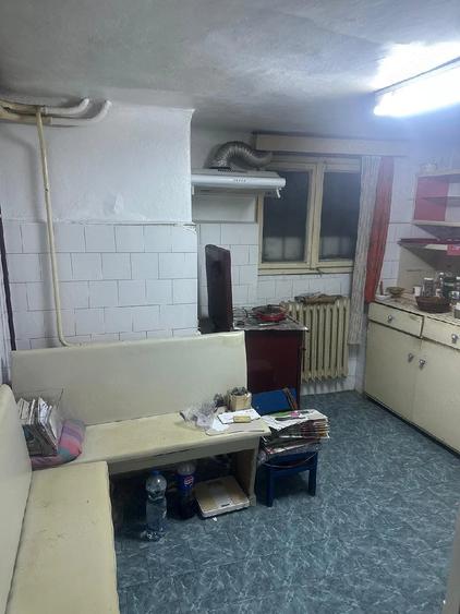 Apartament cu 2 camere nedecomandat în Take Ionescu