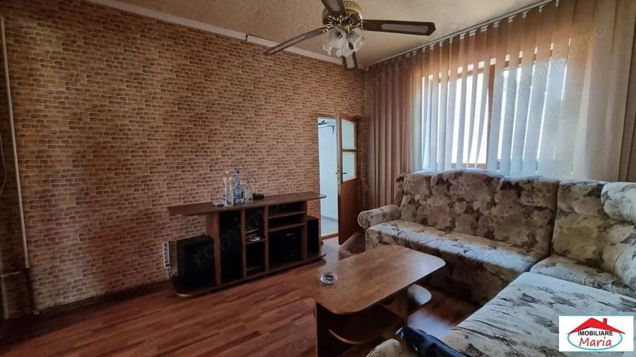 Casă cu 3 camere în Semicentral