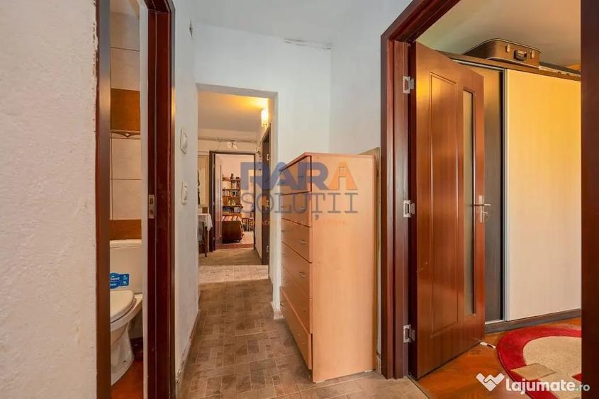 Apartament cu 3 camere decomandat în Central