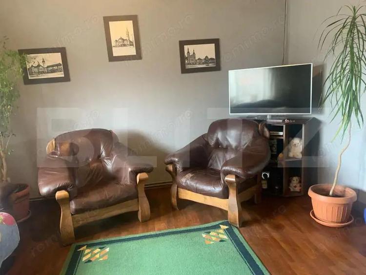Casă cu 3 camere cu Teren 460 Mp în Central