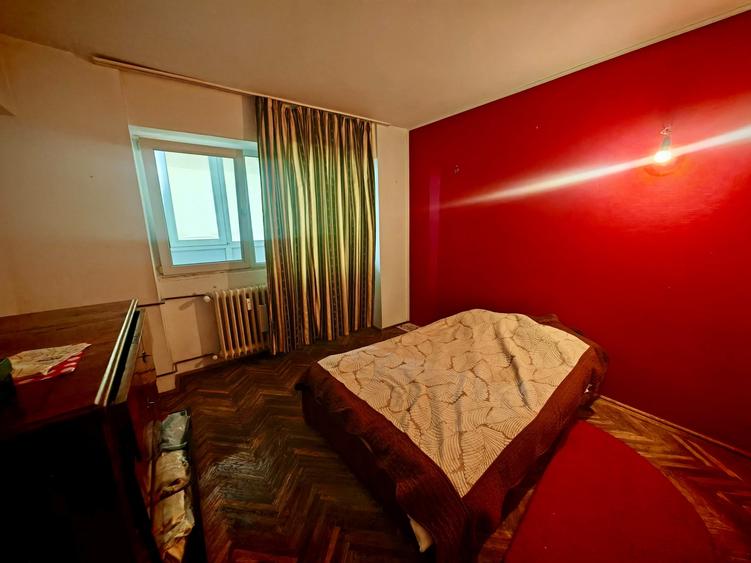 Apartament cu 4 camere decomandat, mobilat în Obor