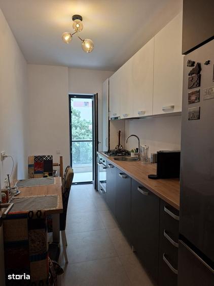 Apartament cu 3 camere în 13 Septembrie