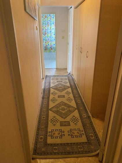 Apartament cu 3 camere în Iosia
