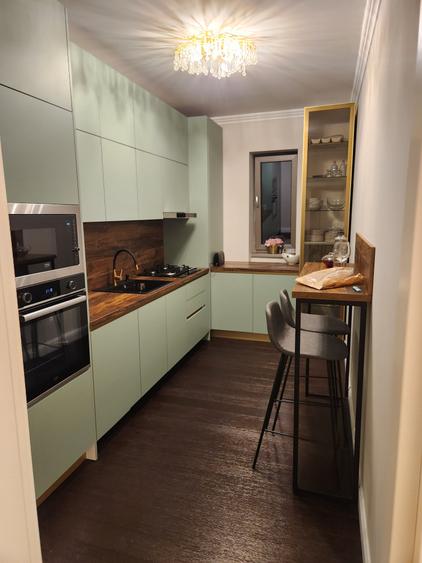 Apartament cu 3 camere decomandat în Bucureștii Noi