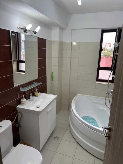 Apartament cu 2 camere decomandat în Popoveni