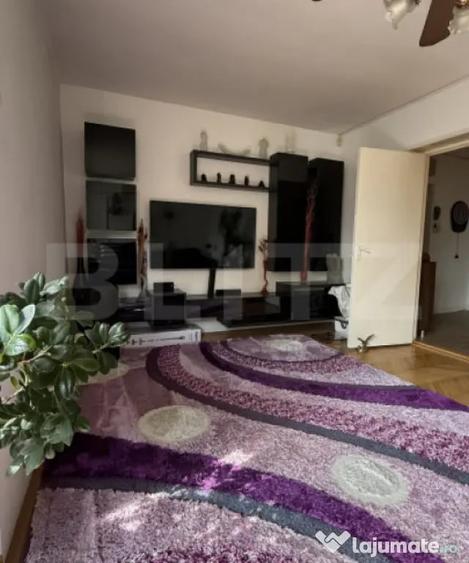 Apartament cu 3 camere decomandat în Central
