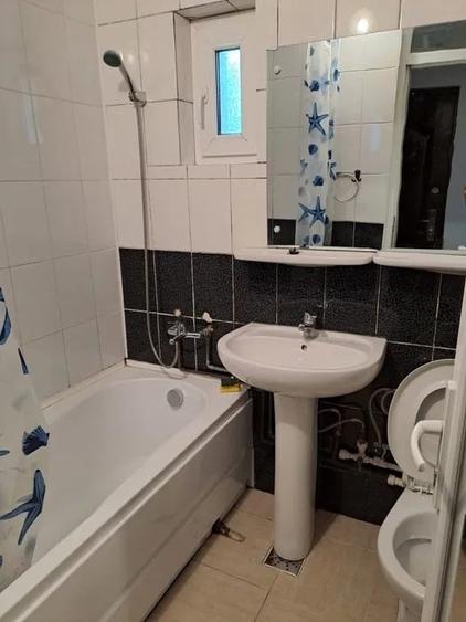 Garsonieră decomandată, mobilată în Târgu Cucu