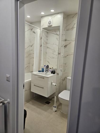 Apartament cu 2 camere decomandat în Romană