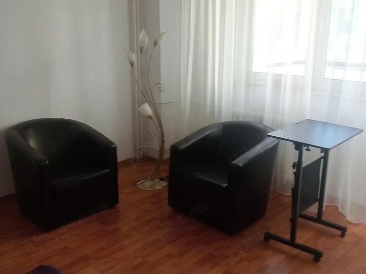 Garsonieră decomandată, mobilată în Ștefan cel Mare