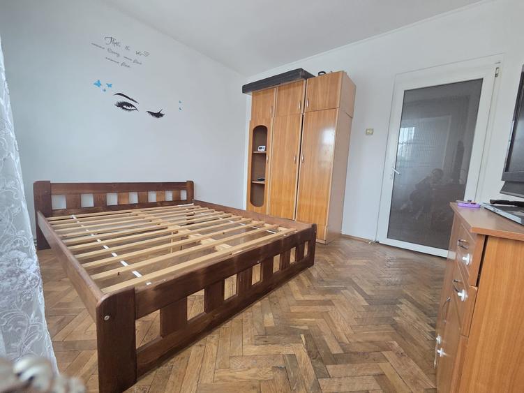 Apartament cu 2 camere decomandat în Mazepa 2