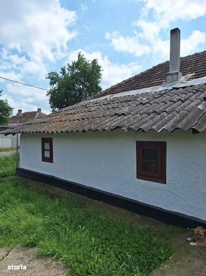 Casă cu 3 camere în Negoești