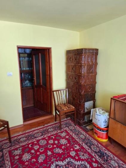 Casă individuală cu 4 camere cu Teren 500 Mp în Băbeni