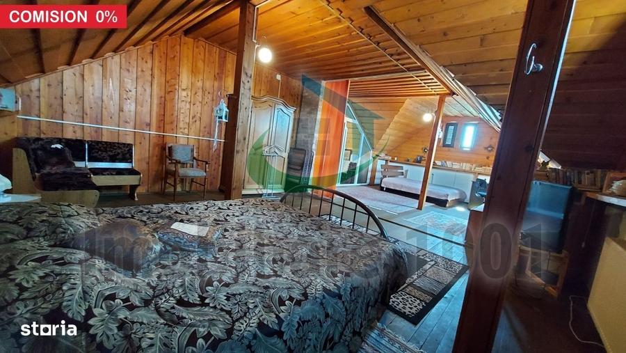 Casă cu 4 camere cu Teren 1658 Mp în Colțirea