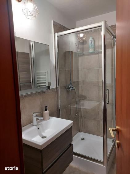 Apartament cu 2 camere decomandat în Exterior Vest