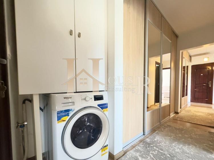 Apartament cu 3 camere decomandat, mobilat în Girocului