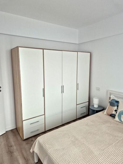 Apartament cu 2 camere decomandat în Sisești
