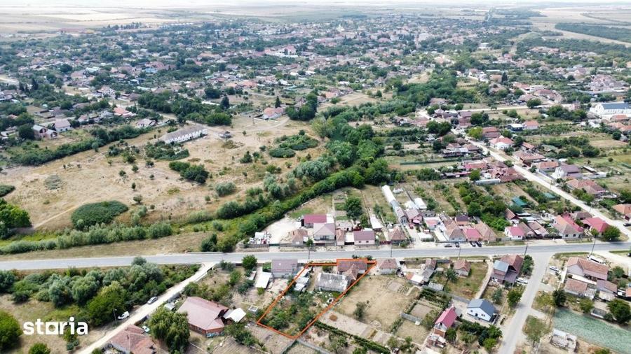 Casă cu 6 camere cu Teren 1200 Mp în Central