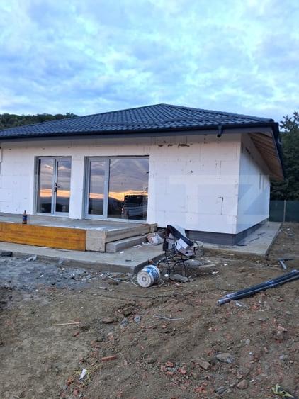 Casă individuală cu 4 camere cu Teren 460 Mp în Pietrăria