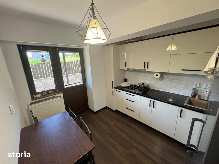 Apartament cu 3 camere decomandat în Ciurea