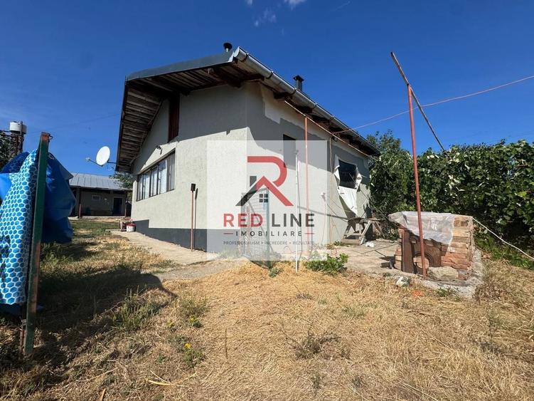 Casă individuală cu 4 camere cu Canalizare în Dudașu Schelei