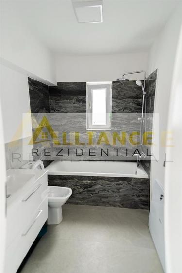 Casă individuală cu 5 camere decomandat cu Canalizare în Central