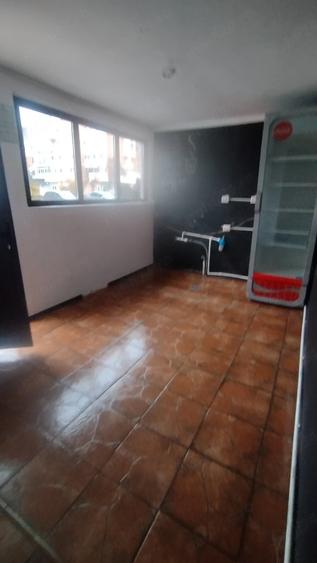 Spațiu comercial, de 14 mp, în Central