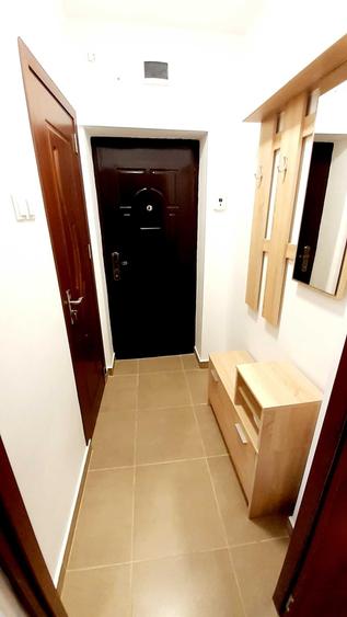 Apartament cu 2 camere nedecomandat în Central