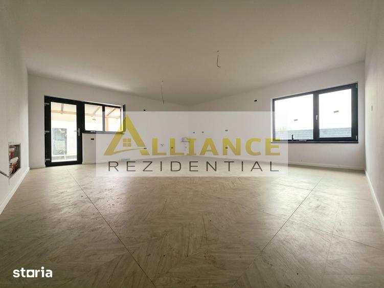 Casă cu 4 camere cu Teren 356 Mp în Central