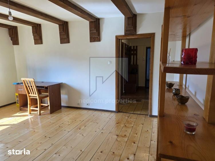 Apartament cu 3 camere decomandat în Rahova