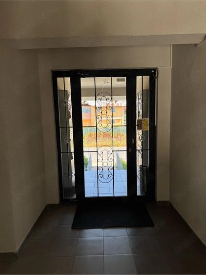 Apartament cu 2 camere decomandat în Est