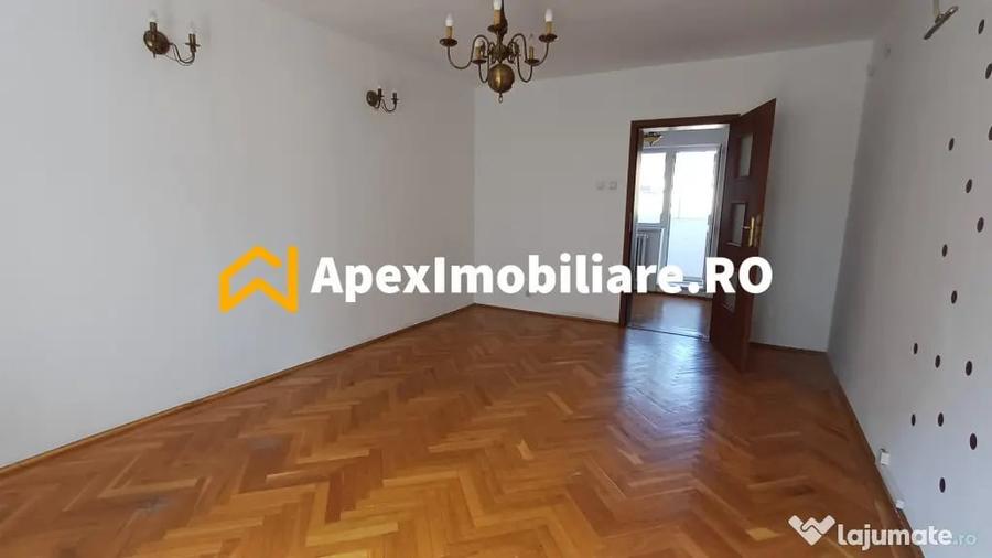 Apartament 4 camere de vanzare Unirii Parcare Privata / Gara - 7