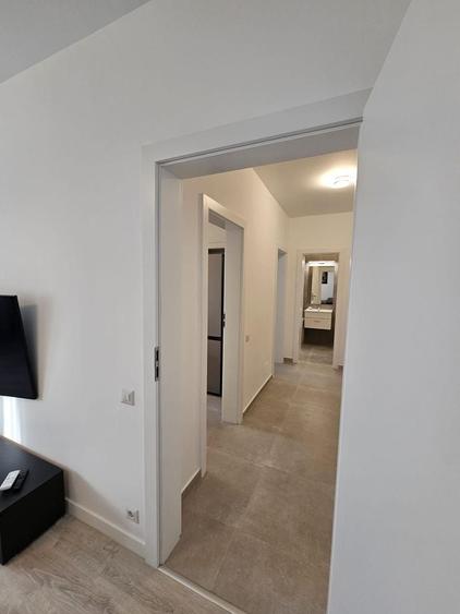 Apartament cu 2 camere decomandat, mobilat în Parcul Carol