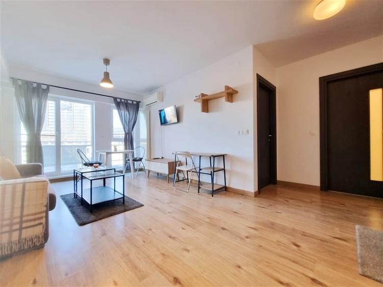 Apartament cu 2 camere semidecomandat, mobilat în Pipera — fotografia 3