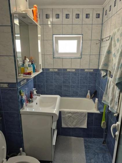 Apartament cu 4 camere decomandat în Găvana