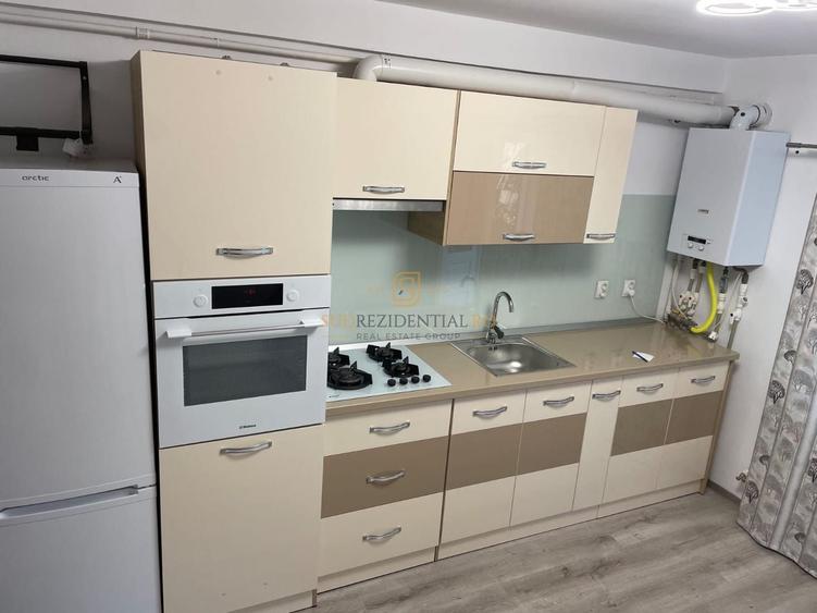 Apartament cu 2 camere semidecomandat, mobilat în Apărătorii Patriei