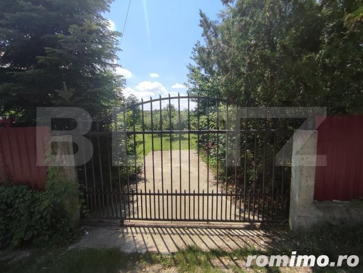 Casă cu 8 camere cu Teren 992 Mp în Cătămărești
